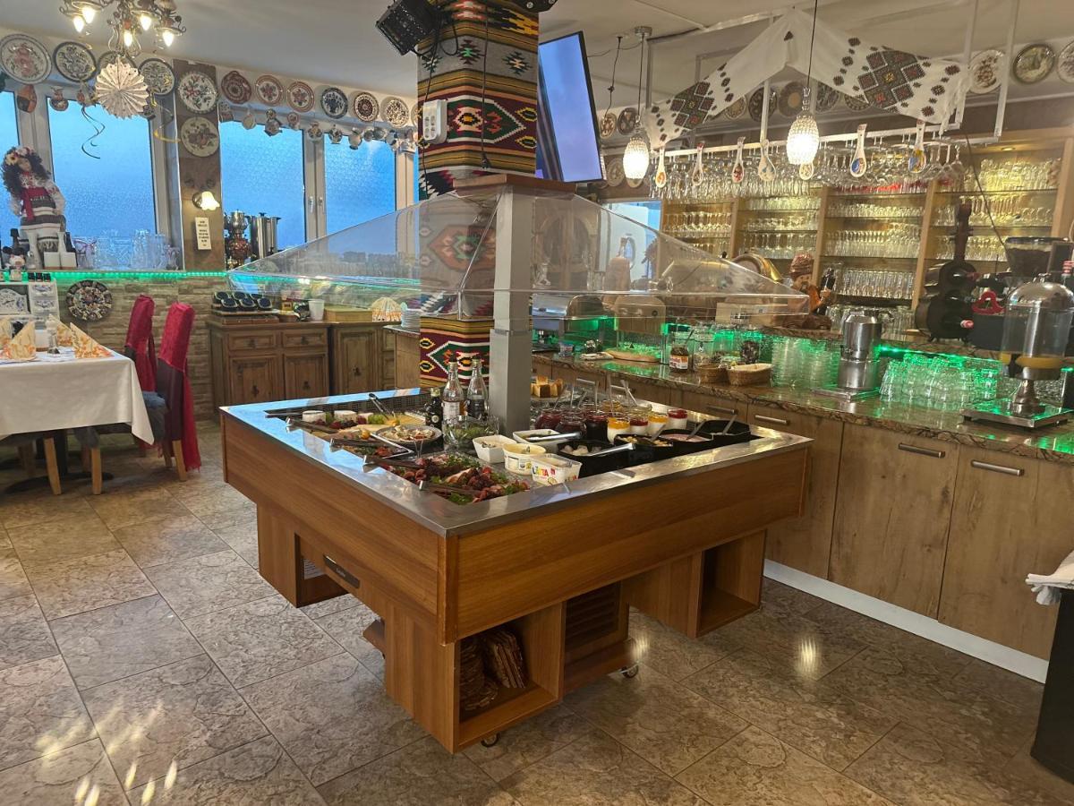 Aparthotel Guzulka & Restaurant Berlin Dış mekan fotoğraf