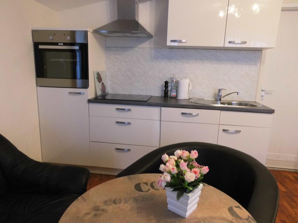 Aparthotel Guzulka & Restaurant Berlin Dış mekan fotoğraf