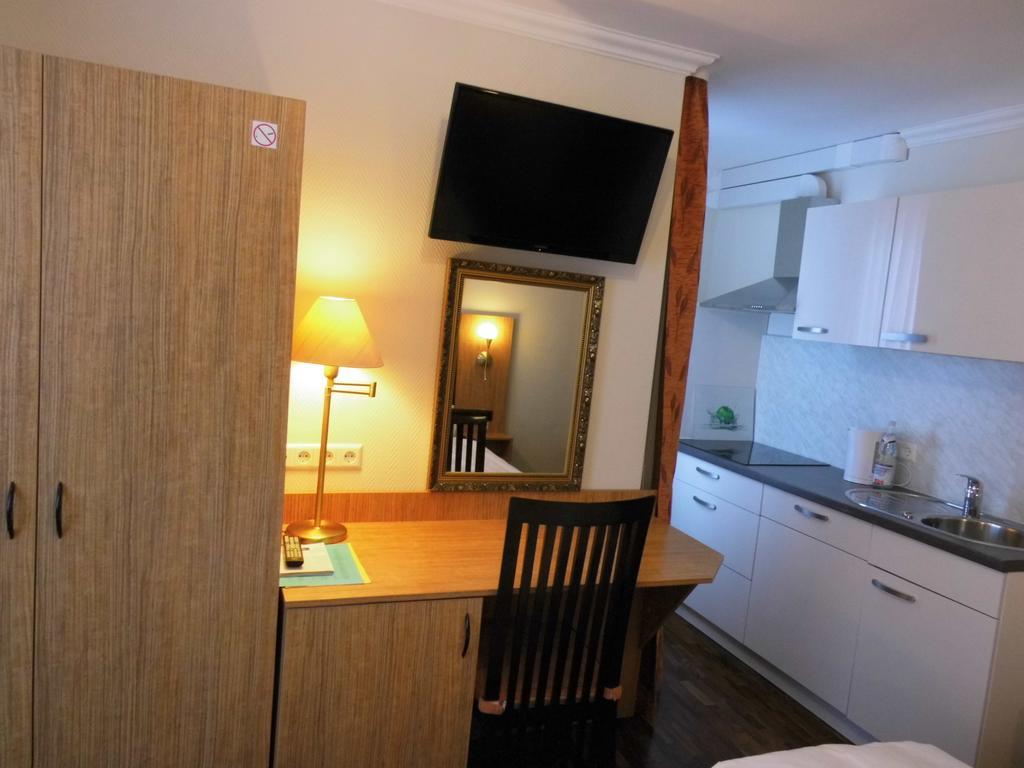 Aparthotel Guzulka & Restaurant Berlin Dış mekan fotoğraf