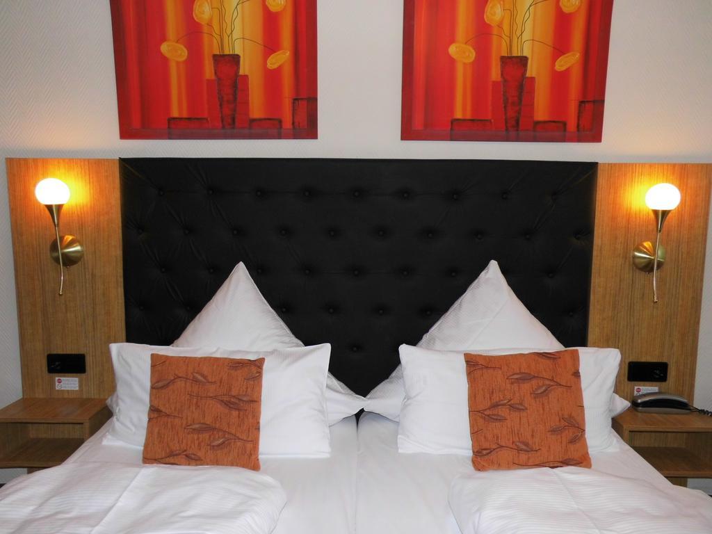 Aparthotel Guzulka & Restaurant Berlin Dış mekan fotoğraf
