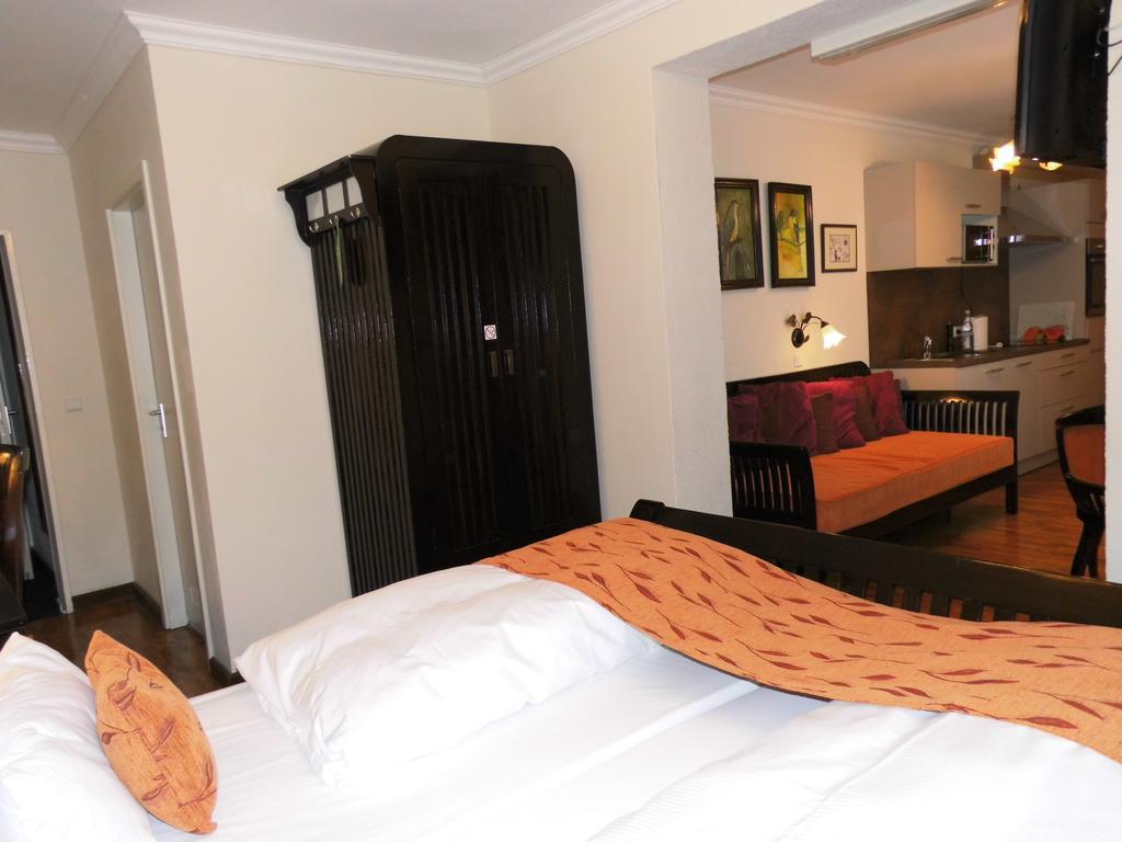 Aparthotel Guzulka & Restaurant Berlin Dış mekan fotoğraf