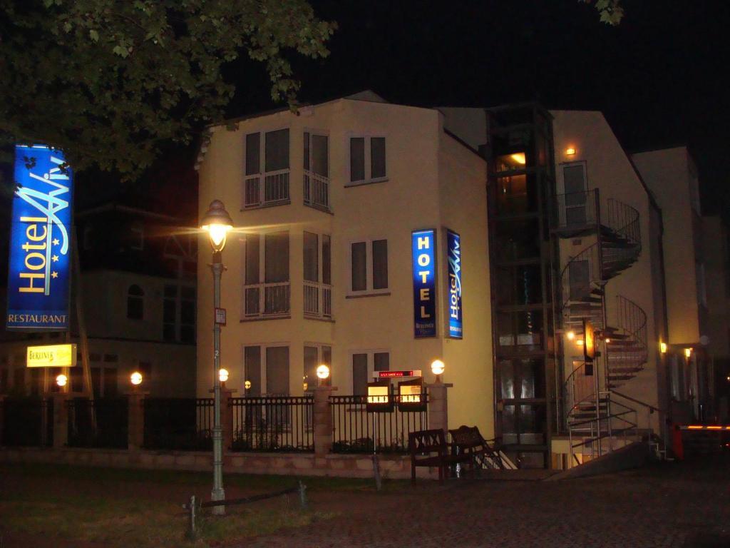 Aparthotel Guzulka & Restaurant Berlin Dış mekan fotoğraf