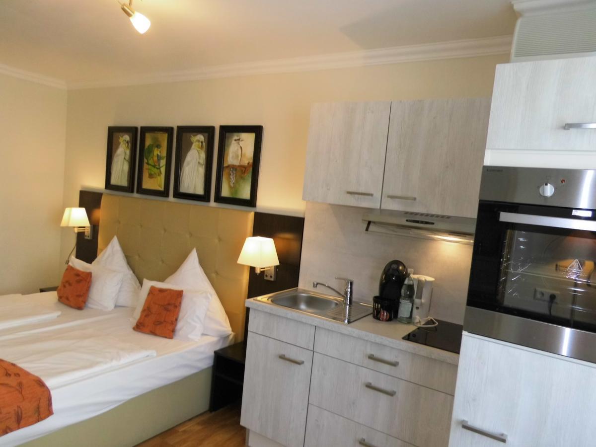 Aparthotel Guzulka & Restaurant Berlin Dış mekan fotoğraf